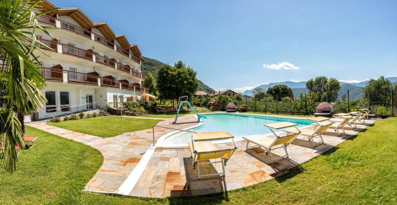 Hotel Garni Gruener Baum 라이베스 외부 사진
