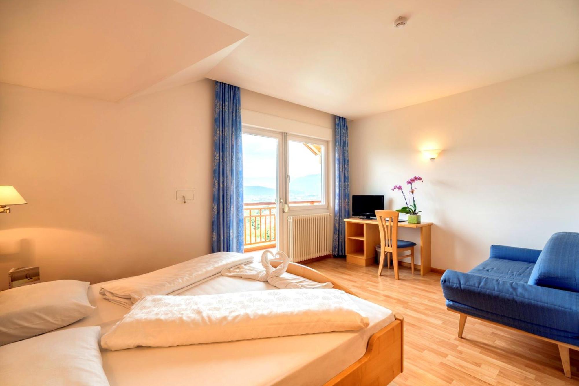 Hotel Garni Gruener Baum 라이베스 외부 사진