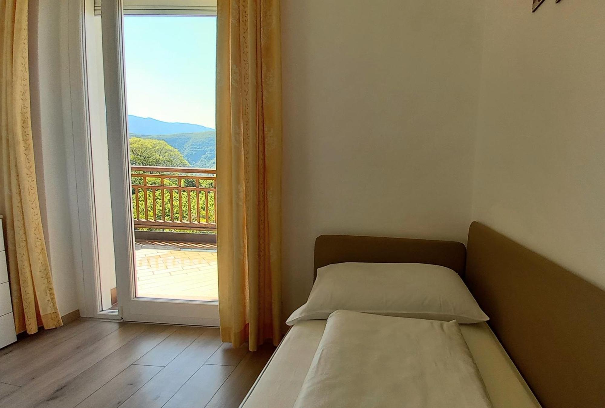 Hotel Garni Gruener Baum 라이베스 외부 사진