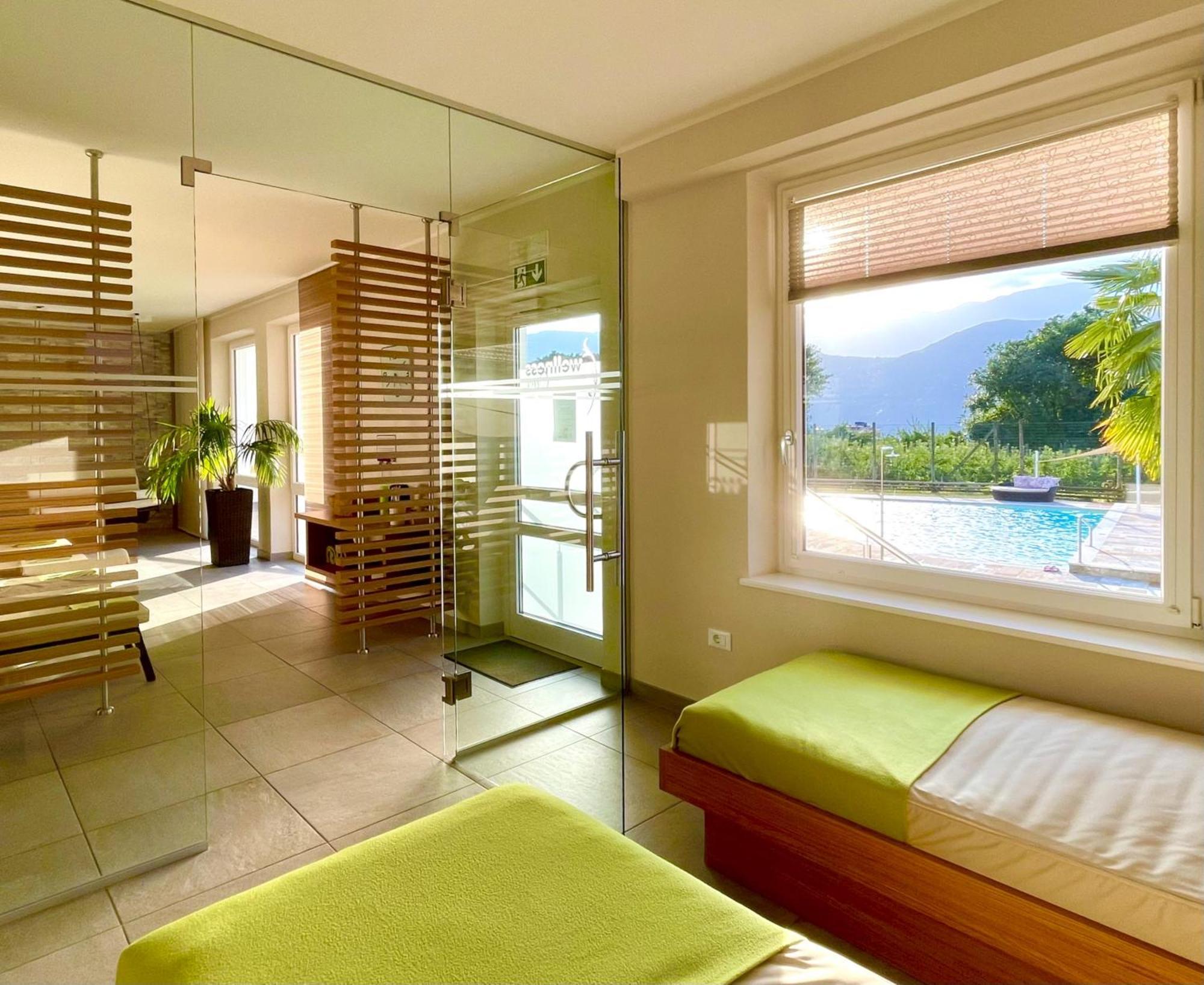 Hotel Garni Gruener Baum 라이베스 외부 사진