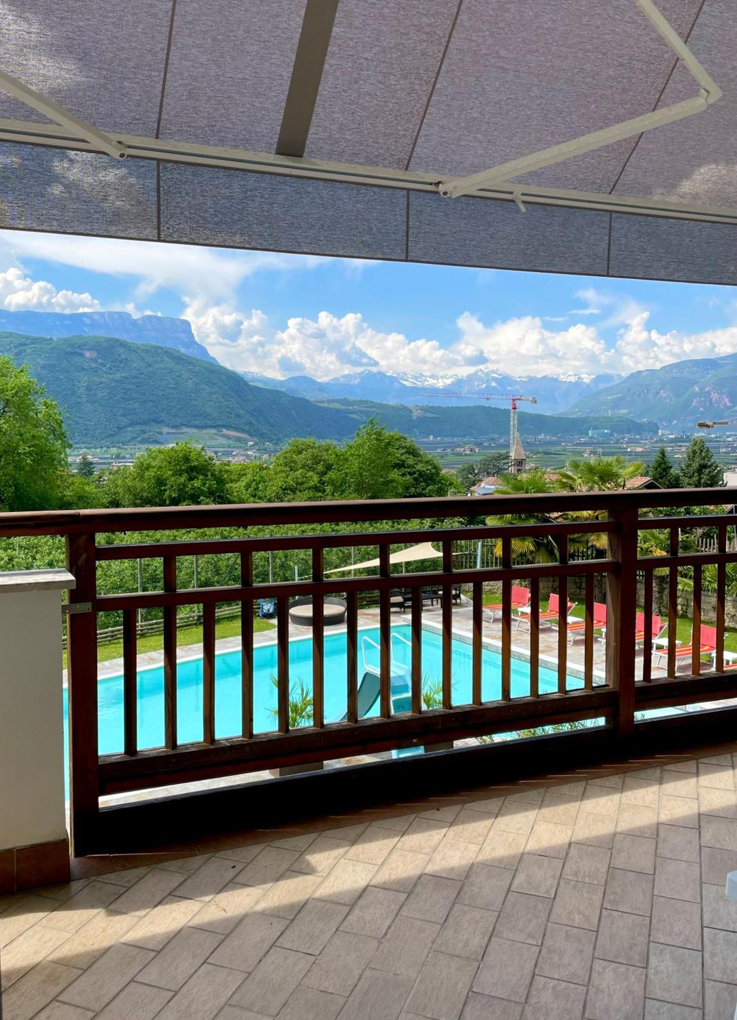 Hotel Garni Gruener Baum 라이베스 외부 사진